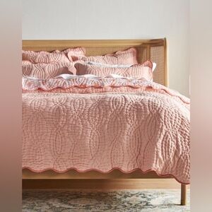 Anthropologie Iluka Cotton Floral Quilt Size King with 2 Shams NWT